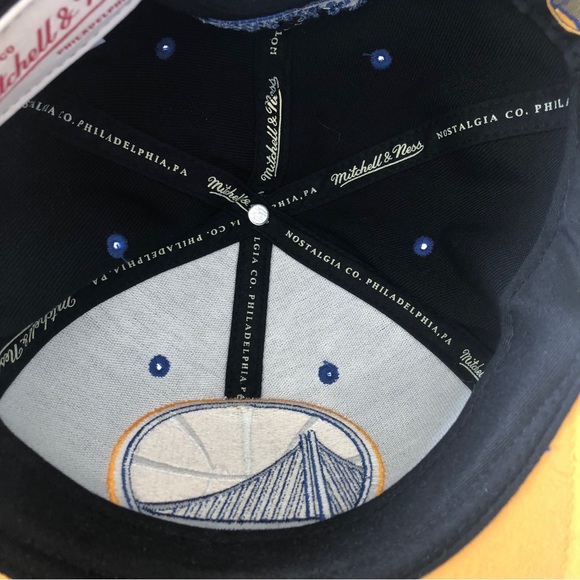 Mitchell & Ness Golden State Warriors Black/Blue Snapback Hat - Embroidered Bill - Picture 12 of 12